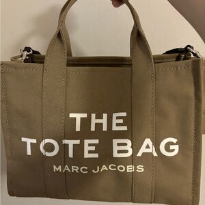 🎉 THE CANVAS MEDIUM TOTE BAG